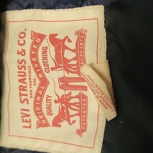 Levi Strauss & Co.jacker.
